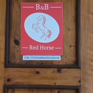 Red Horse Bed & Breakfast
